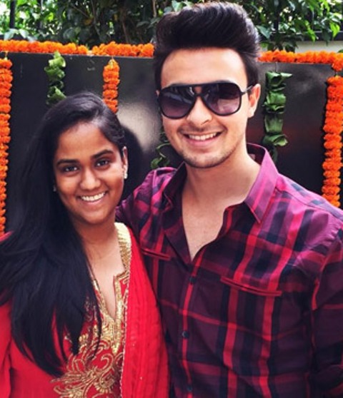 arpita_aayushman_expecting_baby_niharonline