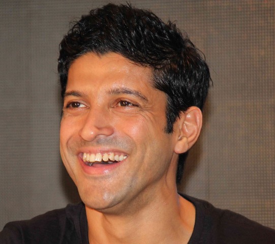 farhan-akthar-wants-sequel-znmd-niharonline