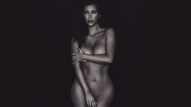 kim-kardahsian-nude-selfie-viral-niharonline